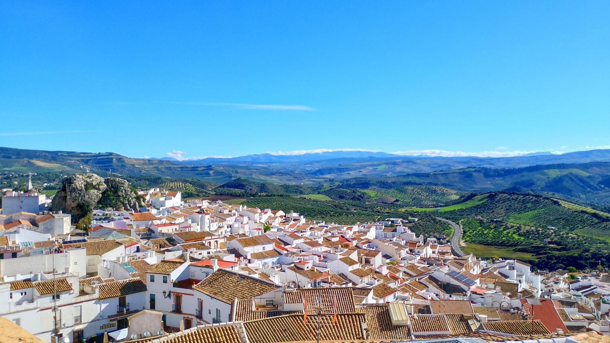 Casita Naranja Alora